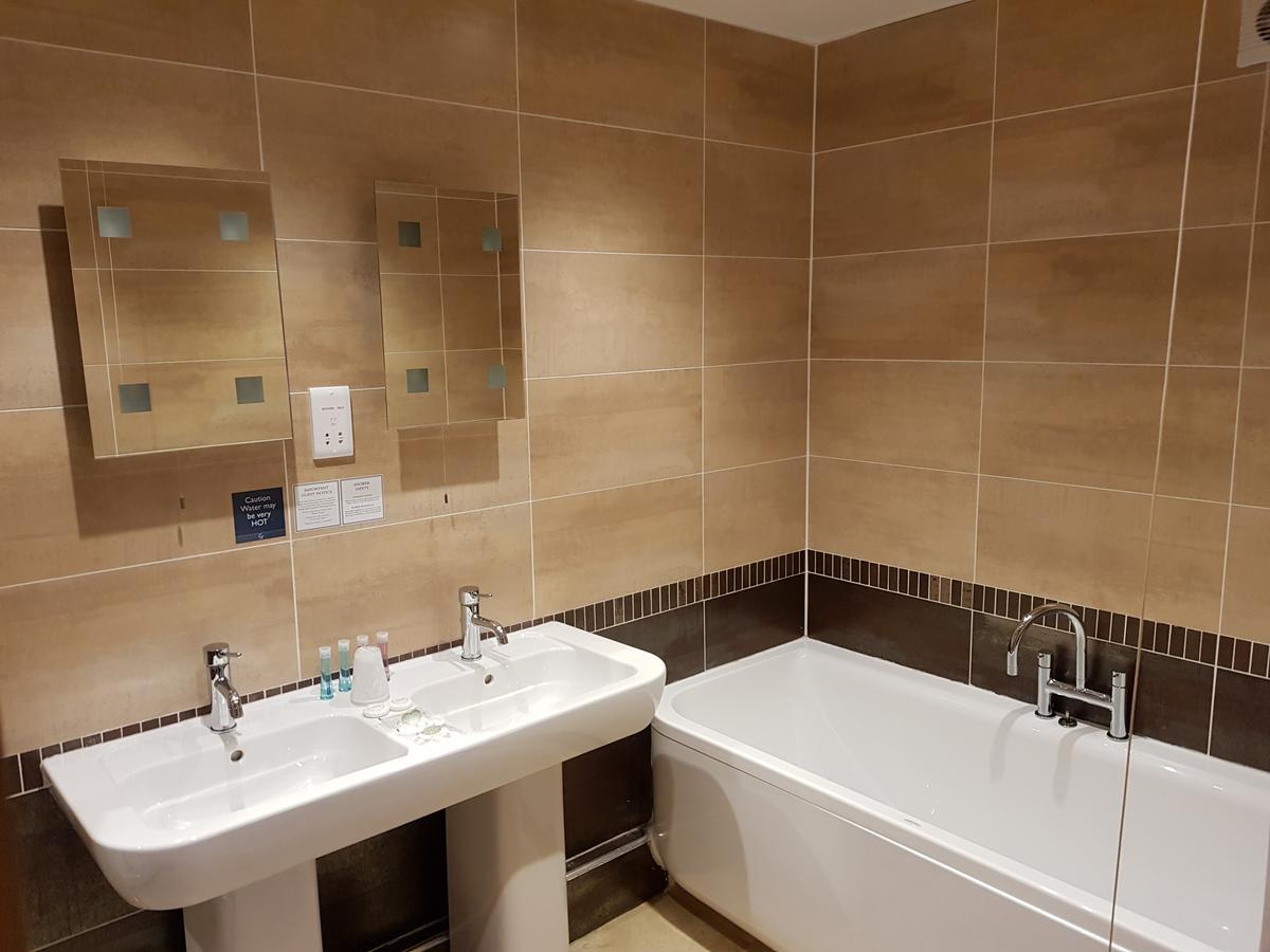 Windermere Park Inc Free Off-Site Health Club Екстериор снимка